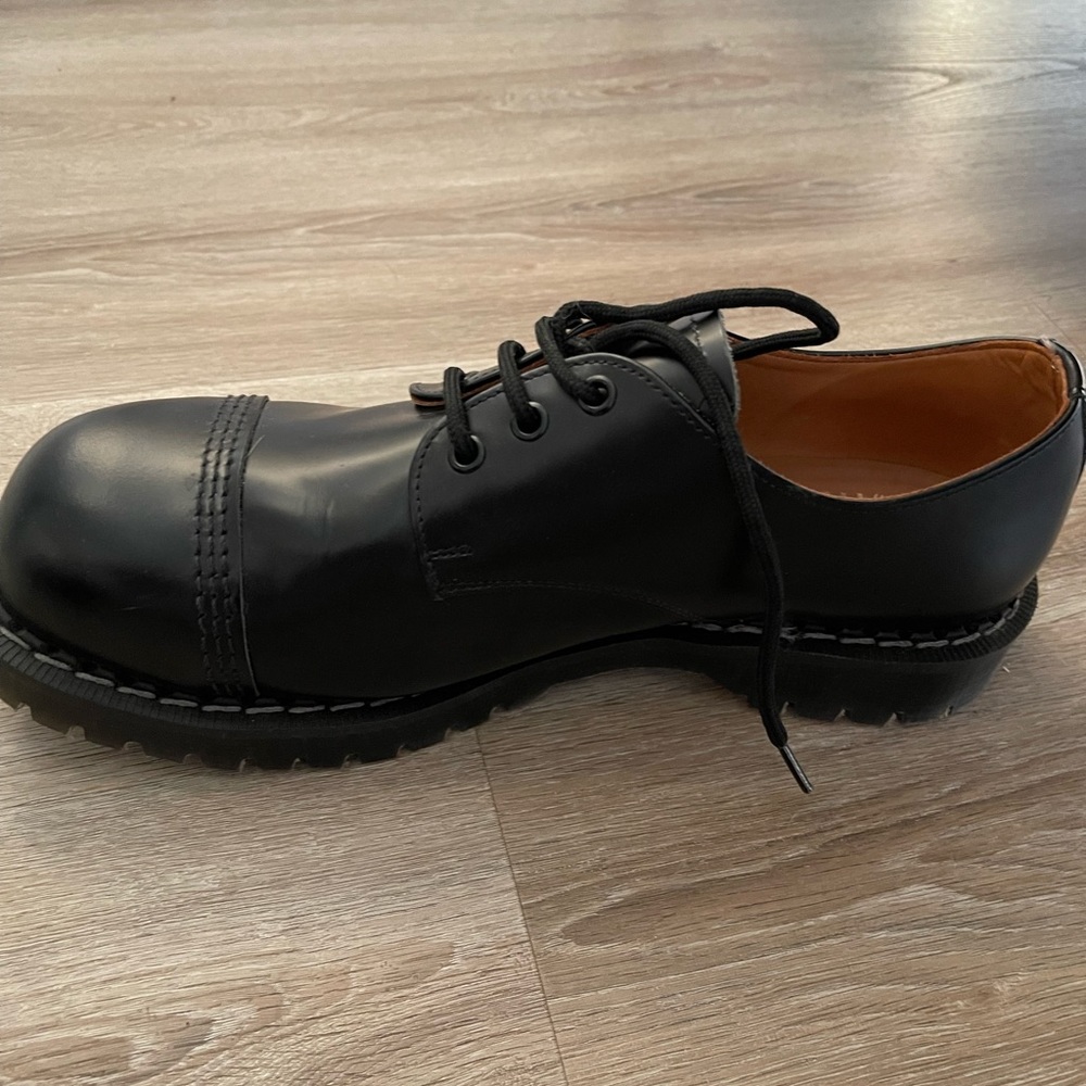 All Saints Black Leather Oxfords - Picture 6 of 8